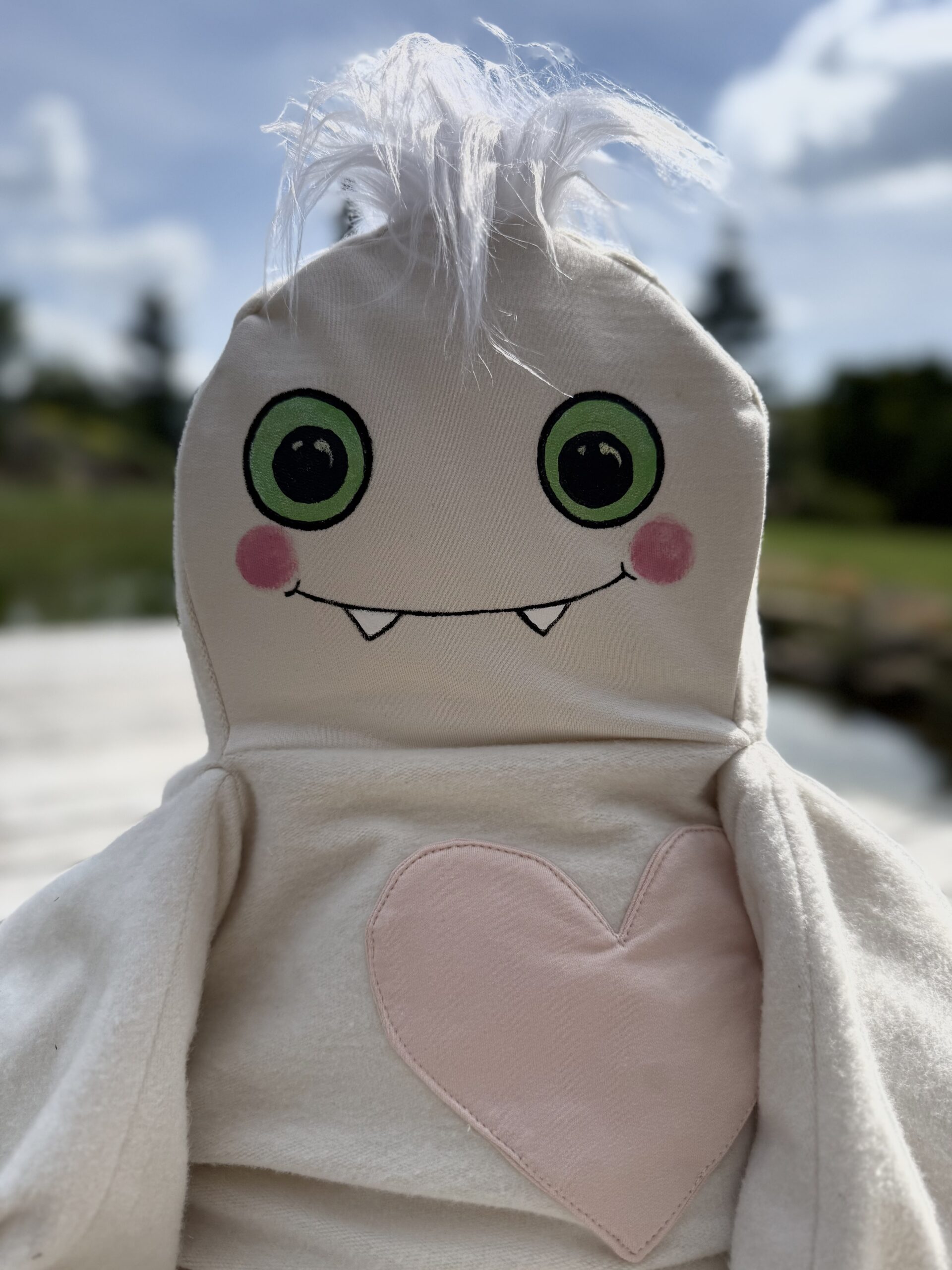 YETI HUGGY – terapeutický společník s vřelým objetím 🤍
