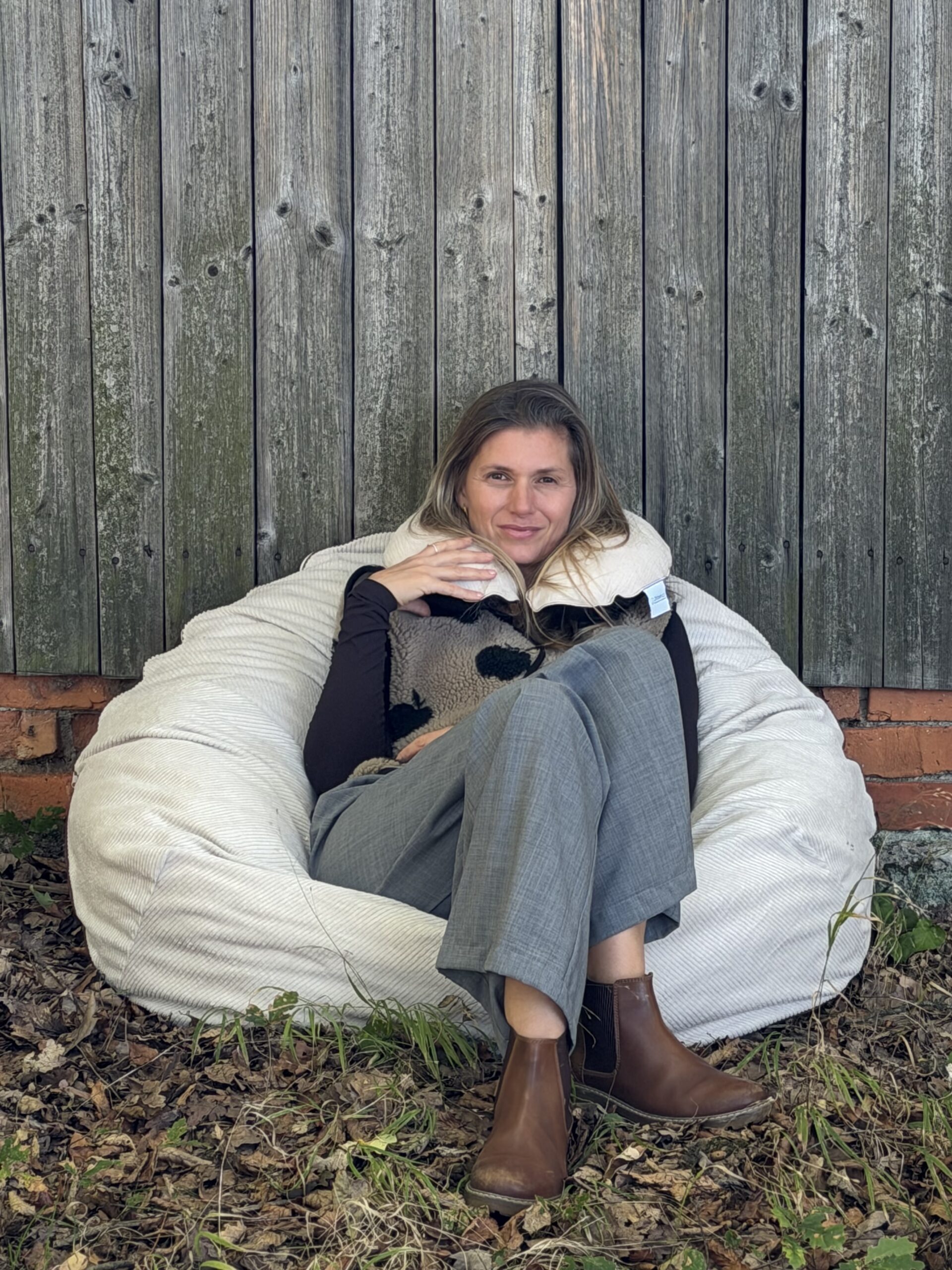 Zirben Beanbag HUG ME – přírodní sedací vak