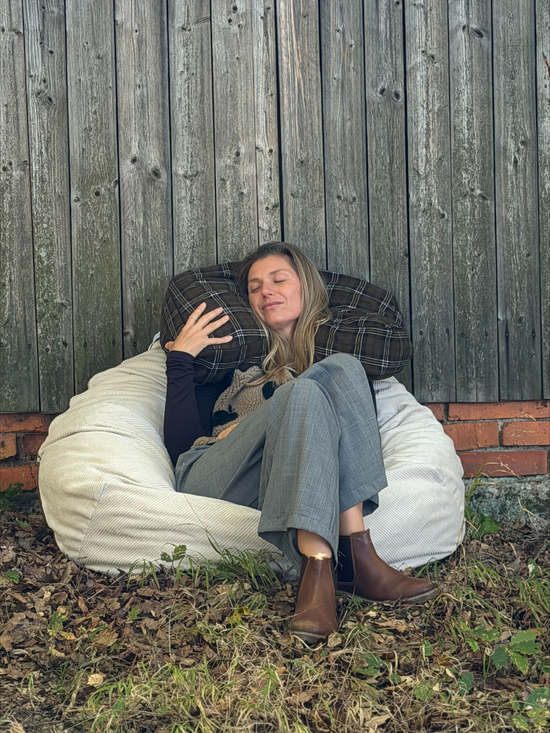 Zirben Beanbag HUG ME – přírodní sedací vak - Obrázek 5